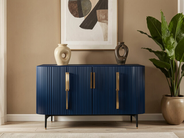 magnific_a-sophisticated-fluted-ca_TddY58kVNR